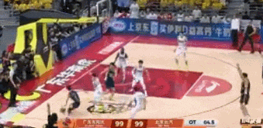 乐鱼体育下载-1-1！绝杀！压哨绝杀啊！最刺激的季后赛...